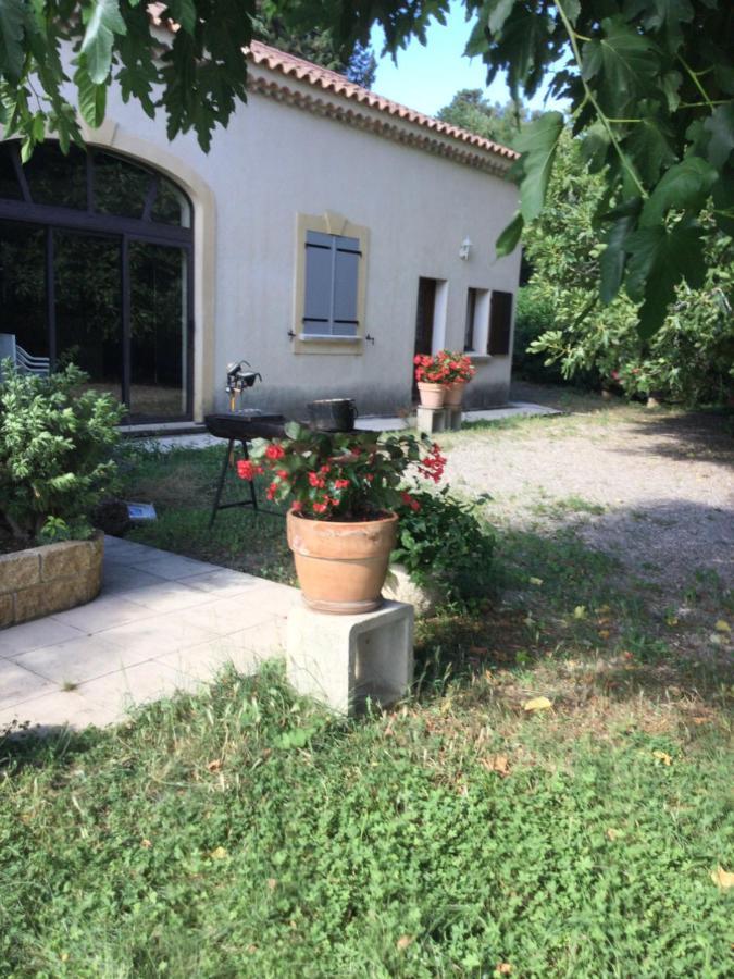 Appartement Dans Un Mas Provencal Istres Bagian luar foto
